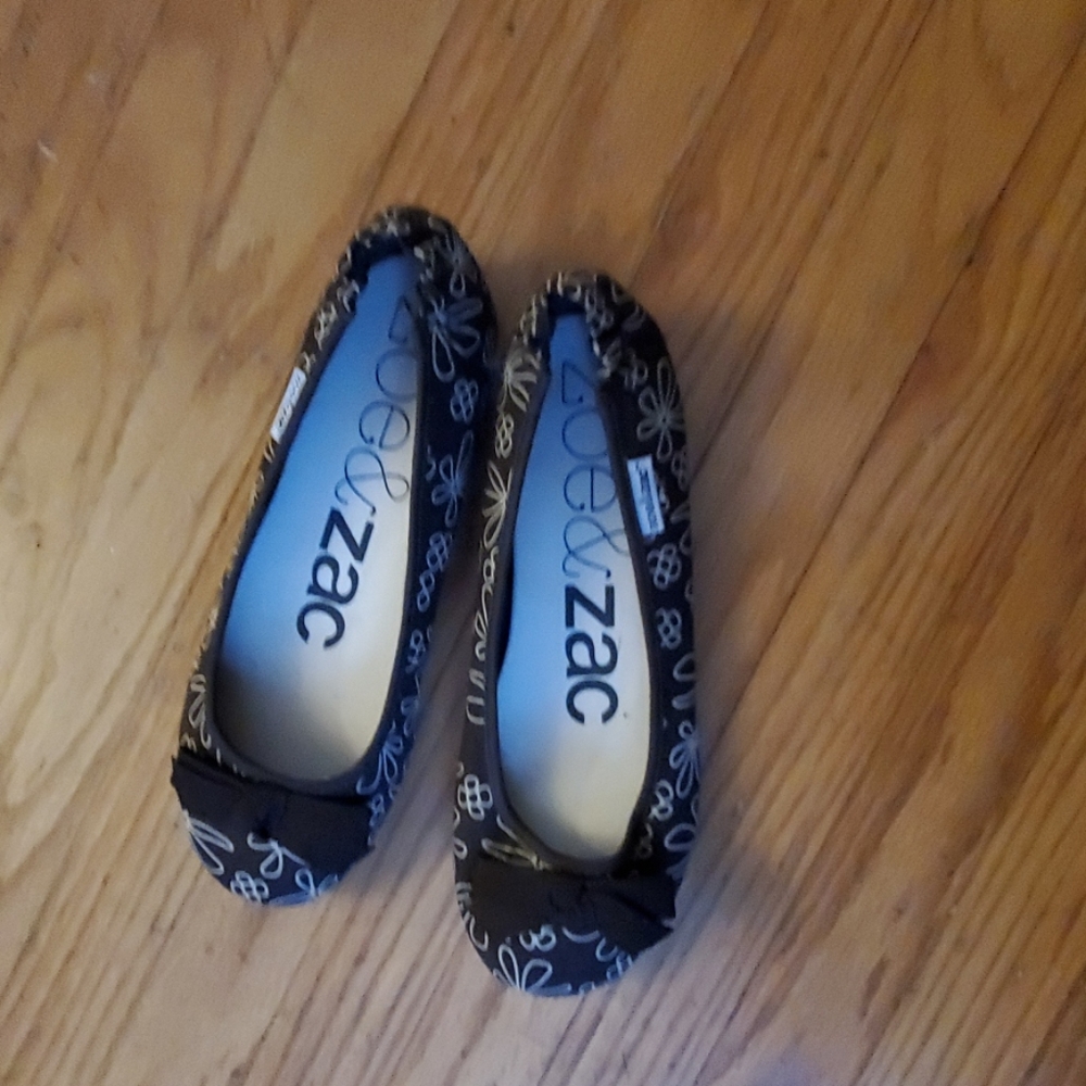 Zoe and zac flats